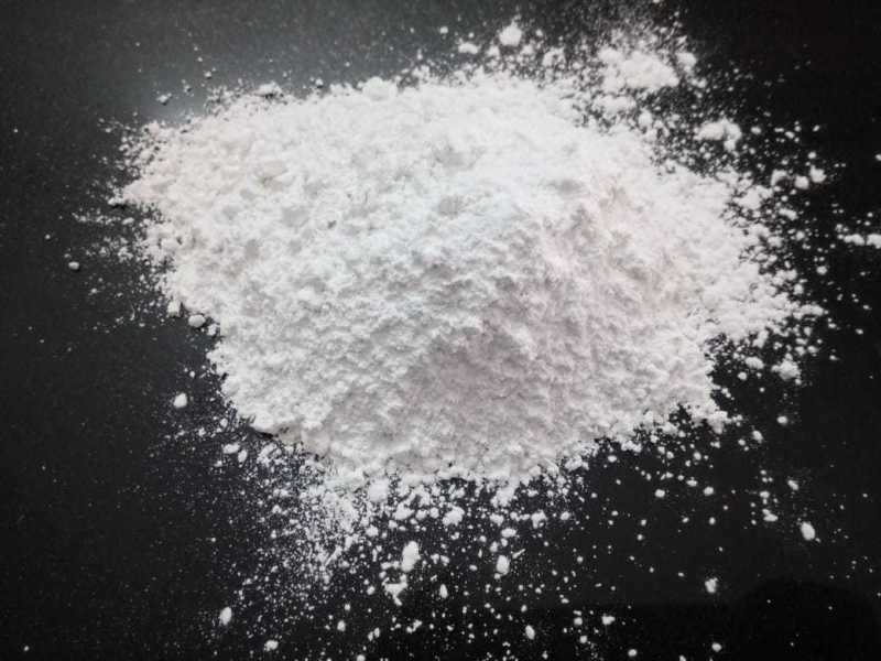 white-dolomite-powder